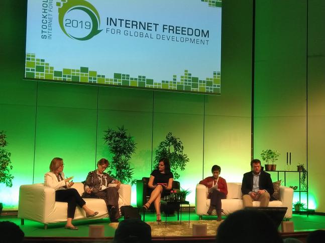 Chat Garcia Ramilo, second from right, speaking at the SIF 2019 opening plenary. Photo: Koliwe Majama
