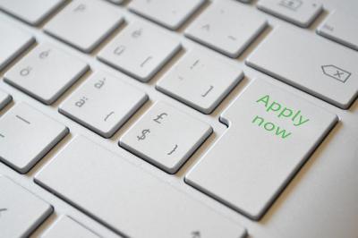  image linking to Call for applications: School on Platform Governance 